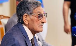 رئيس الوزراء يوافق على إطلاق اسم الشاعر ياسين طه حافظ على إحدى مدارس بغداد